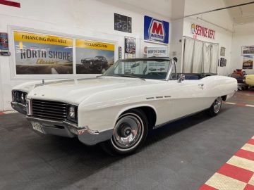 Buick LeSabre Convertible, 1967