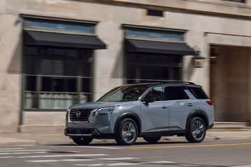 Nissan Pathfinder specs