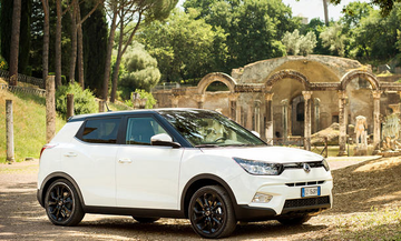 SsangYong Tivoli 1.6 e-XGi160 specs