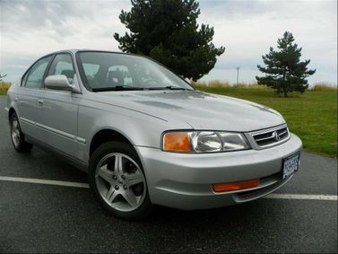 Acura EL I, Седан — вид спереди справа