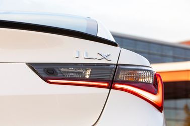 Acura ILX I Рестайлинг 2, Седан — задняя часть автомобиля крупным планом