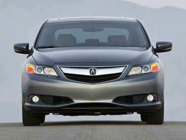 Acura ILX I, Седан — вид спереди