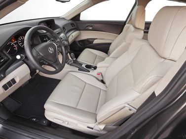 Acura ILX I, Седан — место водителя