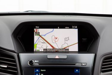 Acura ILX I Рестайлинг 2, Седан — экран мультимедийной системы