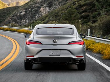 Acura Integra رابعاً، هاتشباك 5 أبواب — منظر خلفي