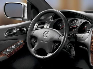 Acura MDX I, Внедорожник 5 дв. — место водителя