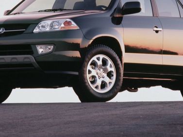 Acura MDX I, Внедорожник 5 дв. — вид спереди справа