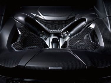 Acura NSX II, Купе — моторный отсек