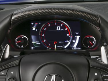 Acura NSX II, Купе — панель приборов