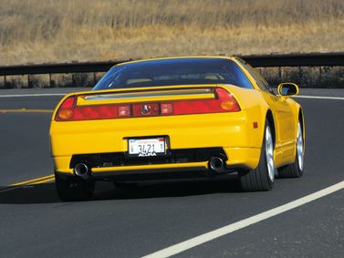 Acura NSX I Рестайлинг, Купе — вид сзади справа
