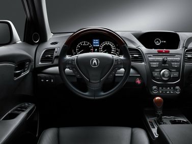 Acura RDX II, Внедорожник 5 дв. — место водителя