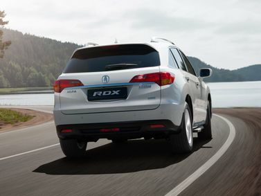 Acura RDX II, Внедорожник 5 дв. — вид сзади справа