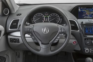 Acura RDX II Рестайлинг, Внедорожник 5 дв. — место водителя