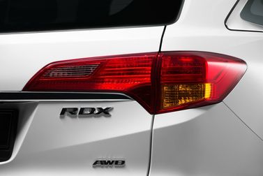 Acura RDX II, Внедорожник 5 дв. — задняя часть автомобиля крупным планом