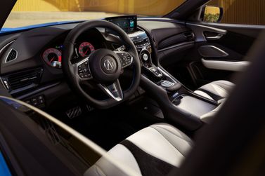 Acura RDX III Рестайлинг, Внедорожник 5 дв. — место водителя