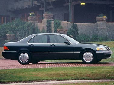 Acura RL I, Седан — вид слева