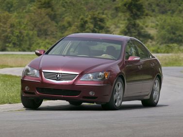 Acura RL II, Седан — вид спереди справа