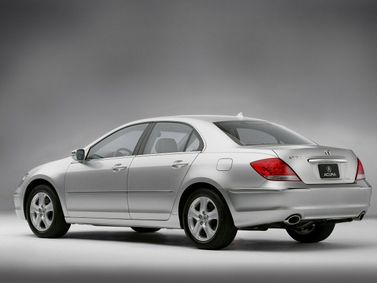 Acura RL II, Седан — вид сзади справа