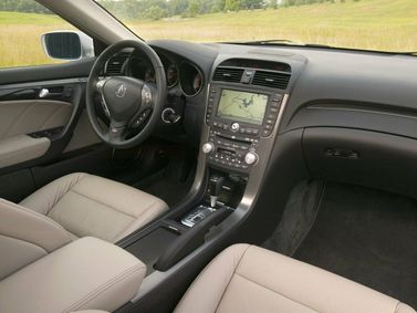 Acura TL ثالثاً فيس ليفت، سيدان — لوحة القيادة