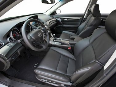 Acura TL فيس ليفت IV، سيدان — منطقة السائق
