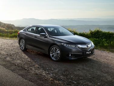 Acura TLX I, Седан — вид спереди справа