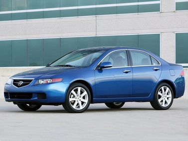 Acura TSX I، سيدان — منظر أمامي أيسر