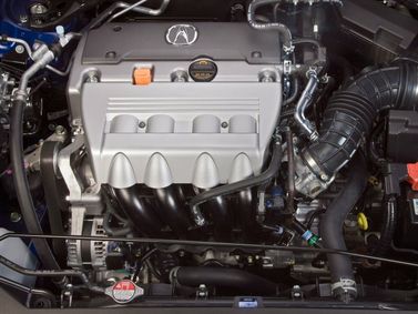 Acura TSX ثانياً، واجون 5 أبواب — حجرة المحرك