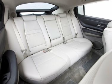 Acura ZDX, Внедорожник 5 дв. — задние сиденья