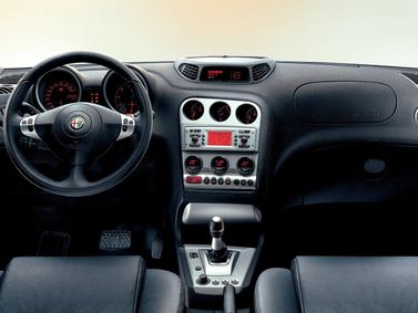Alfa Romeo 156 أنا فيس ليفت 2، سيدان — لوحة القيادة