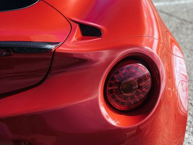 Alfa Romeo 4C، كوبيه — المصباح الخلفي