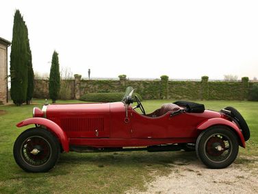 Alfa Romeo 6C، قابلة للتحويل — منظر من الجانب الأيسر