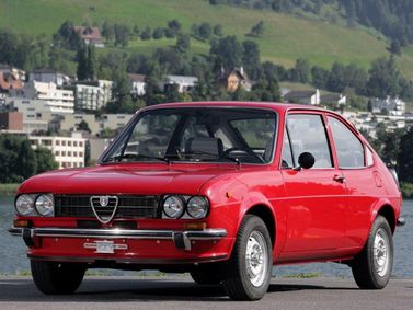 Alfa Romeo Alfasud، فاستباك TI — منظر أمامي