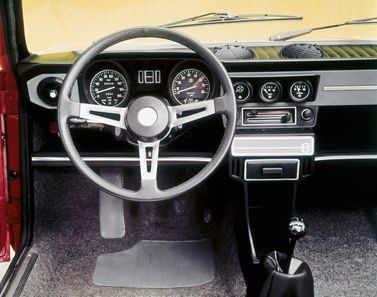 Alfa Romeo Alfasud، فاستباك TI — منطقة السائق