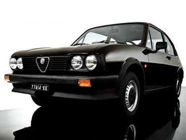 Alfa Romeo Alfasud I تجميل الوجه 2، فاستباك TI — منظر أمامي