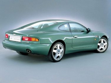 Aston Martin DB7 أنا فيس ليفت، كوبيه — منظر خلفي أيمن