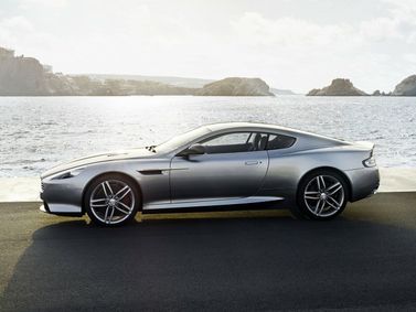 Aston Martin DB9 أنا فيس ليفت 2، كوبيه — منظر من الجانب الأيسر