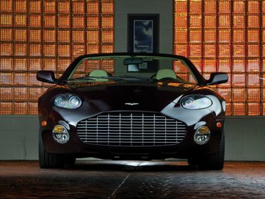 Aston Martin DB AR1، قابلة للتحويل — منظر أمامي