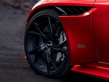 Aston Martin DBS ثالثاً، كوبيه — جنط العجلة