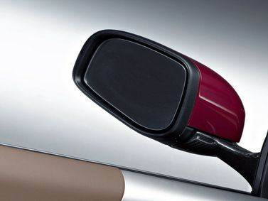 Aston Martin DBS ثانياً، قابلة للتحويل Volante — مرآة جانبية