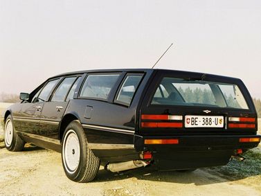 Aston Martin Lagonda، واجون 5 أبواب — منظر خلفي أيسر