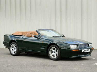 Aston Martin Virage I، قابلة للتحويل Volante — منظر أمامي أيمن