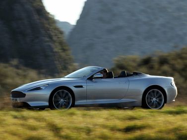 Aston Martin Virage ثانياً، قابلة للتحويل Volante — منظر أمامي أيسر