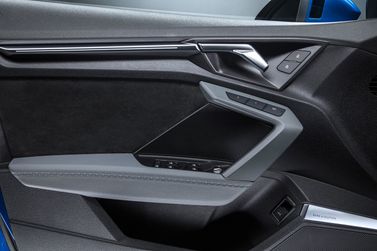 Audi A3 IV (8Y)، هاتشباك 5 أبواب Sportback — تفصيل داخلي