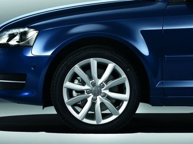 Audi A3 II (8P) II (8P) فيس ليفت 2، هاتشباك 3 أبواب — جنط العجلة