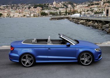 Audi A3 III (8 فولت)، قابلة للتحويل — منظر من الجانب الأيسر
