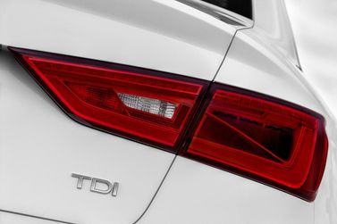 Audi A3 III (8 فولت)، سيدان — المصباح الخلفي