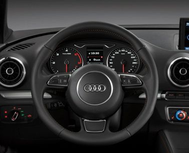 Audi A3 III (8 فولت)، هاتشباك 3 أبواب — عجلة القيادة