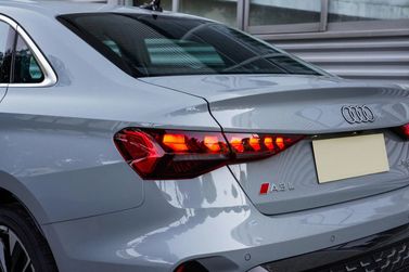 Audi A3 عملية فيس ليفت IV (8 سنوات)، سيدان L — المصباح الخلفي