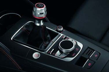 Audi A3 III (8 فولت)، هاتشباك 5 أبواب Sportback — محدد ناقل الحركة
