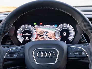 Audi A3 عملية فيس ليفت IV (8 سنوات)، هاتشباك 5 أبواب Sportback — لوحة العدادات